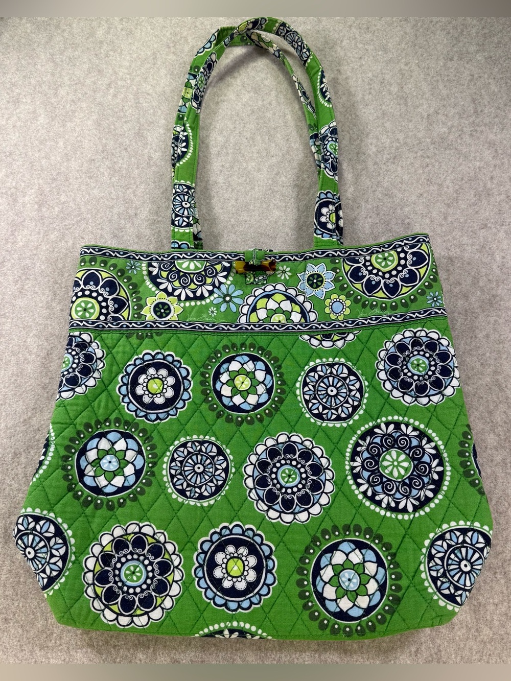 Vera Bradley Retired 2000’s “Cupcake” Green Mandela Patterned Tote/Shoulder Bag